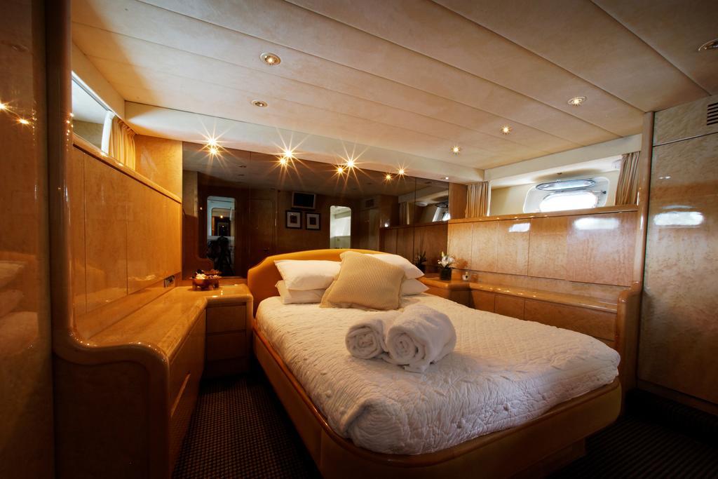 Pacific Jemm - Luxury Super Yacht - クイーンズタウン 部屋 写真